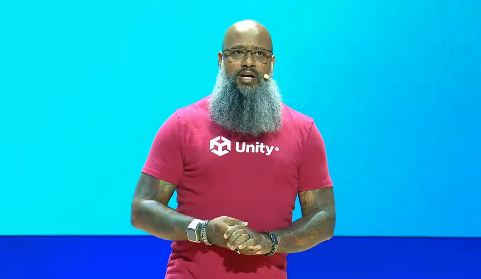Image default